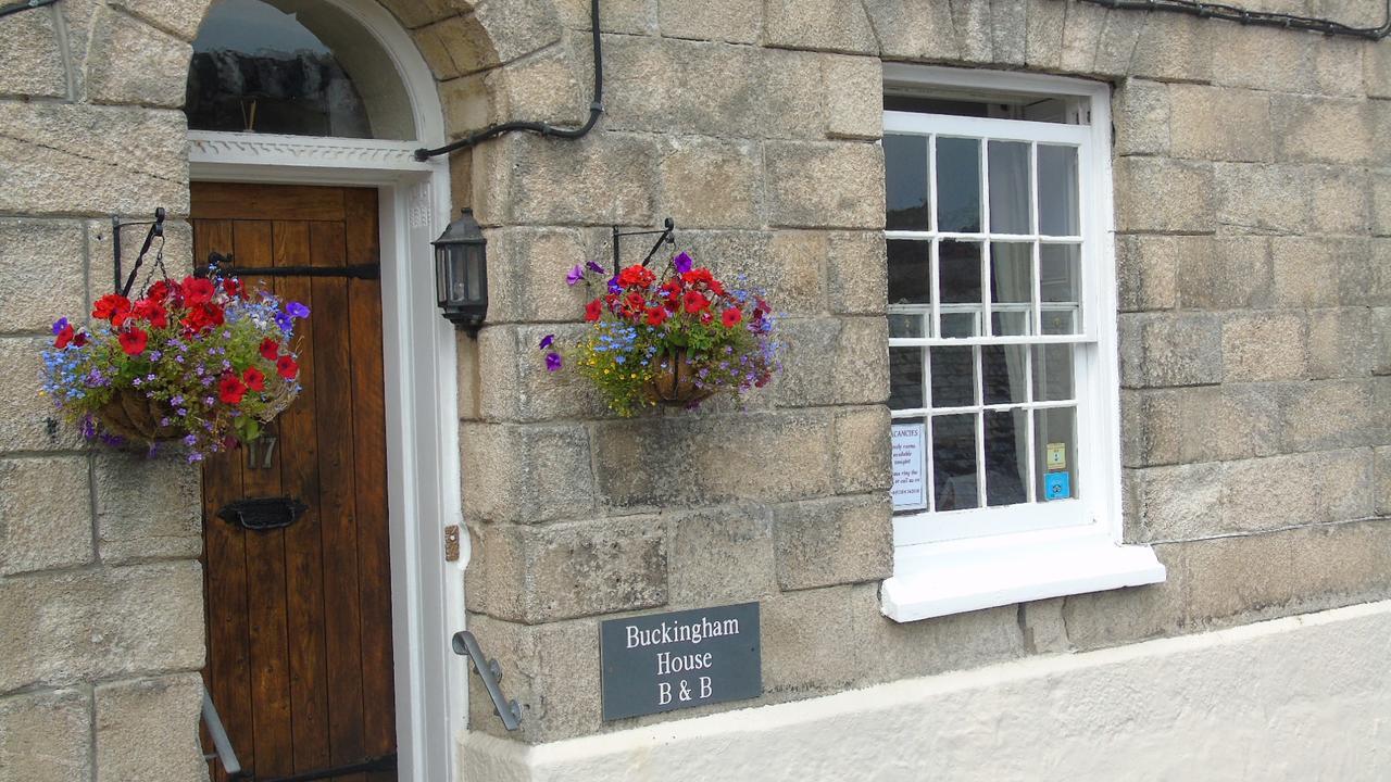 Buckingham House Bed & Breakfast เมวากิสซีย์ ภายนอก รูปภาพ