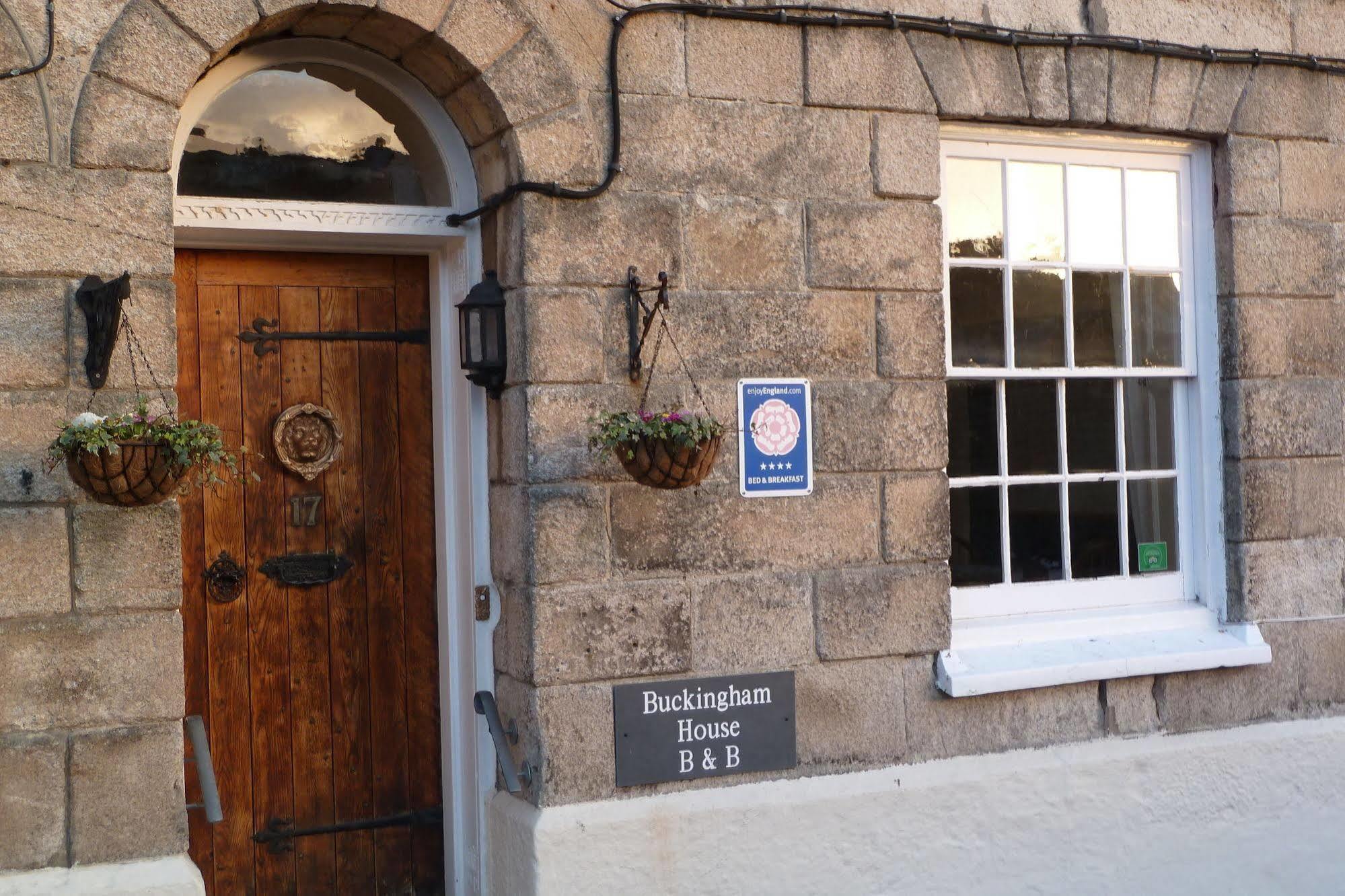 Buckingham House Bed & Breakfast เมวากิสซีย์ ภายนอก รูปภาพ