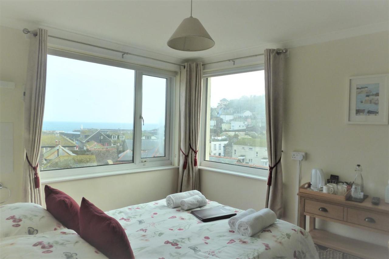 Buckingham House Bed & Breakfast เมวากิสซีย์ ภายนอก รูปภาพ